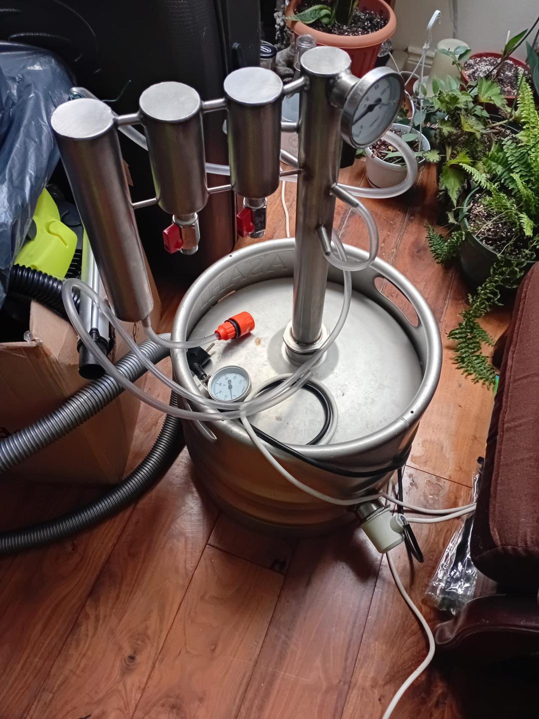 Sprzedam kompletny zestaw do fermentacji i destylacji. Killarney